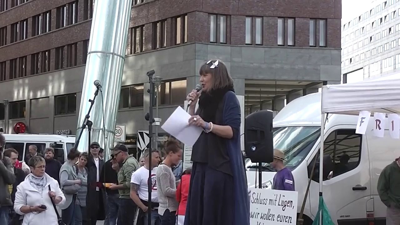 Mahnwache Berlin 23.06.2014 Evas Rede, Wir wollen Frieden und kein Krieg