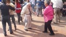 This old guy dancing is hilarious