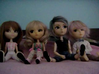 TAG PULLIP JADIINA (2014) PAR QUEEN GAOU