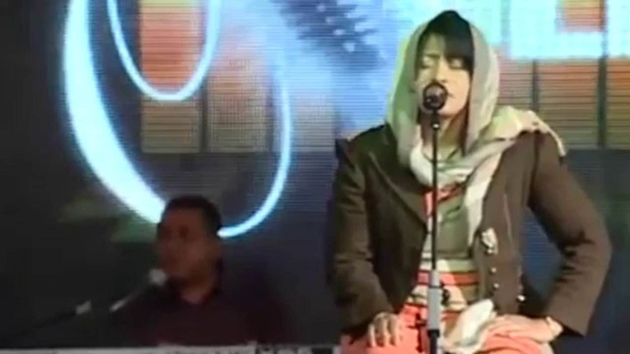 Poopy ~ Ambanivolo (Hira gasy)