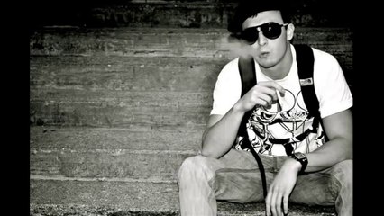 I Need A Dollar - Chris Webby Feat. Mac Miller