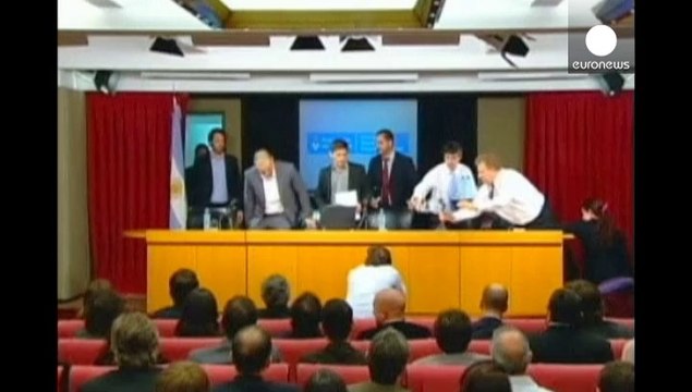 Kirchner, tras el impago de deuda de Argentina: La vida seguirá .