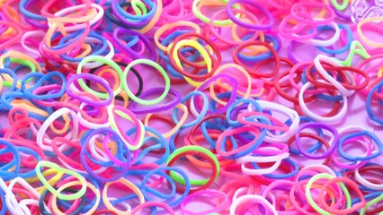 Loom band craze fetches French couple $1 million