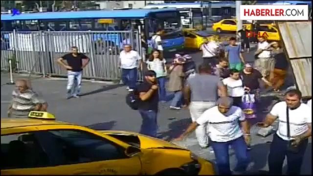 Kabataş'taki İett Otobüsü Kazası Güvenlik Kamerasında