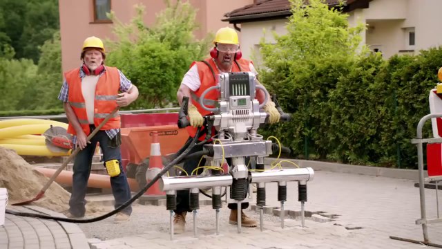 Skoda Octavia vRS - Not Your Everyday Family Car Ad