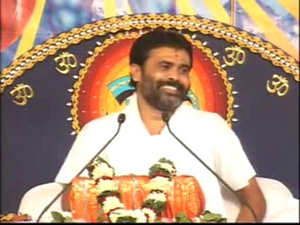 Shiv Katha Giri Bapu at Bardoli in Gujarati Part 44