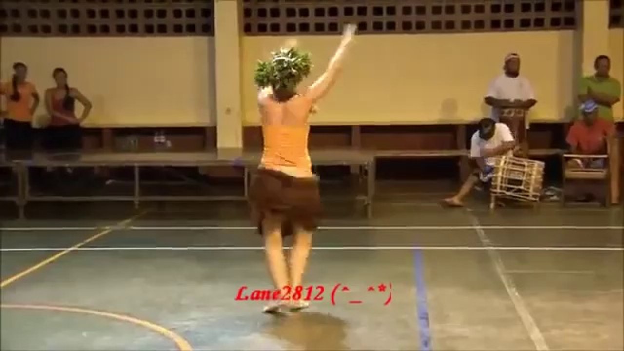 Kalçası Kendinden Bağımsız Olan Kadın