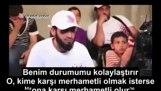 Ne İhlaslı Bir Kardeşimiz MaşaAllah