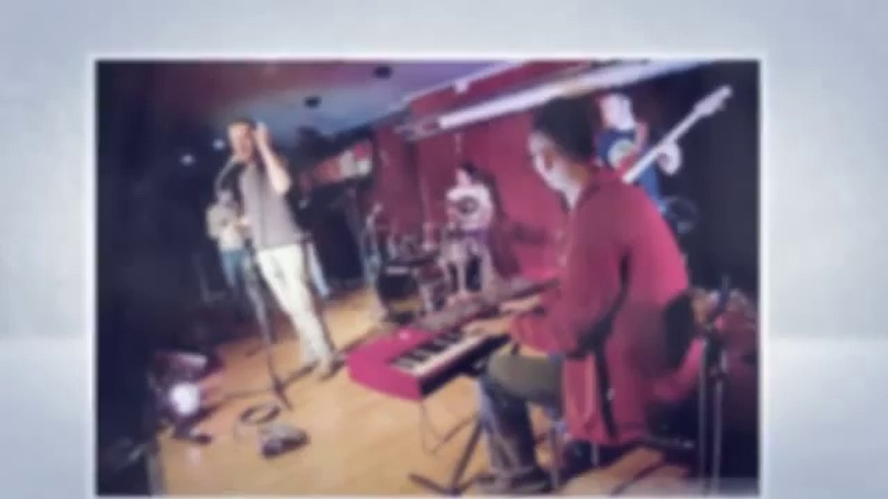 Learn To Play Blues Guitar - Blues Guitar Lessons