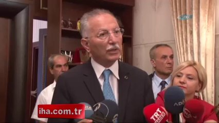 İhsanoğlu bu kez de Atatürk’ün sözünü hatırlayamadı