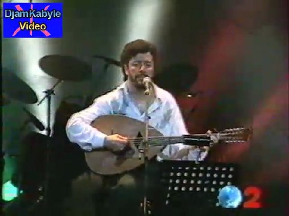 Matoub Lounes "Zénith 1995"(Reportage France 2) Kabyle
