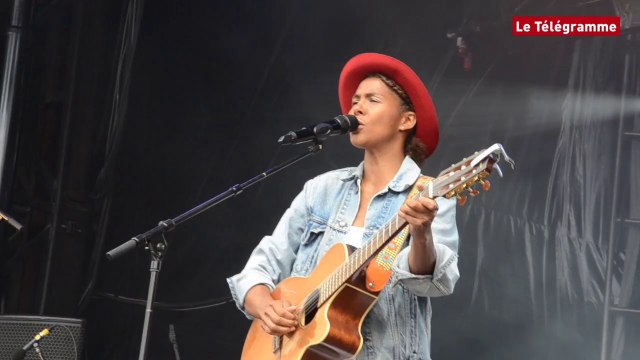 Crozon (29). Ayo lance le Bout du Monde