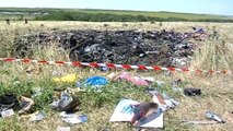 Experts start work at Ukraine crash site
