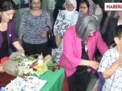 Demirtaş'ın seçim bürosunun açılışı yapıldı -