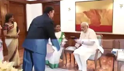 Goswami Indira Betiji meets Prime Minister Narendra Modi in Delhi