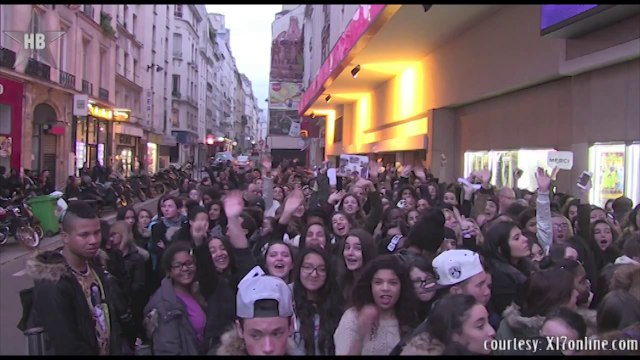 Selena Gomez Trying To Drive Justin Bieber Wild With Desire By Showing Off Butt Cheeks