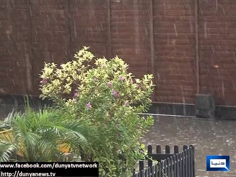 Dunya news-Rain turns weather pleasant in Lahore, Faisalabad