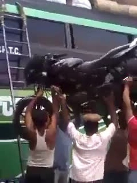 اس بندے نے تو کمال کر دیا