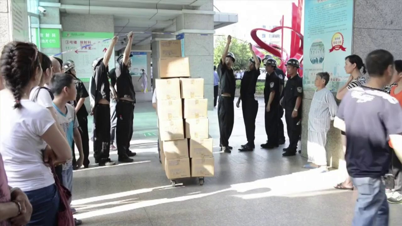 Explosion dans une usine en Chine: au moins 68 morts