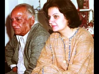 Tum aey ho na shab-e-intezar guzri hai By Habib Wali