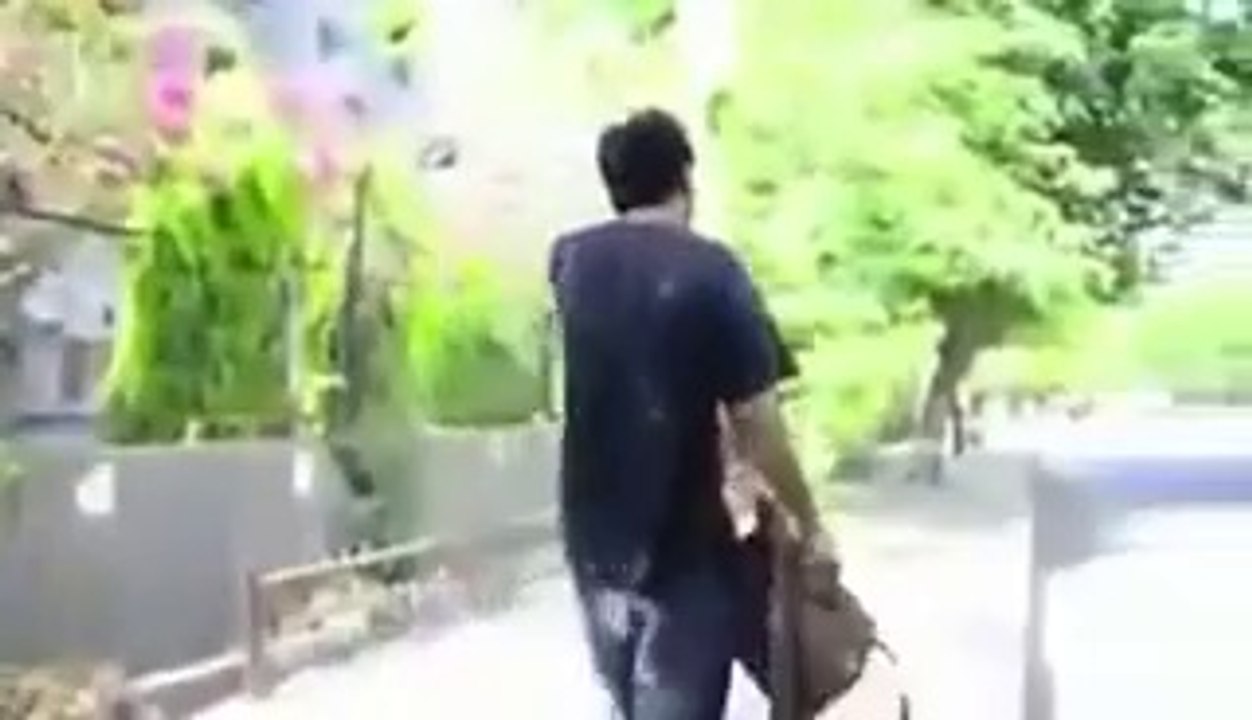 Tit For Tat Boy Slap To A Girl In Bus - Pak Siasat