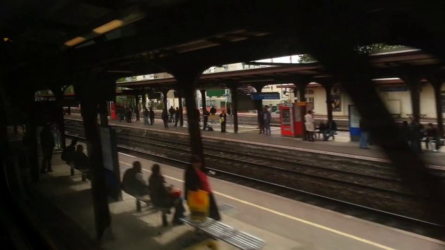 032 TGV DUPLEX DE PARIS GARE DE LYON A MARSEILLE ST-CHARLES ( extrait )