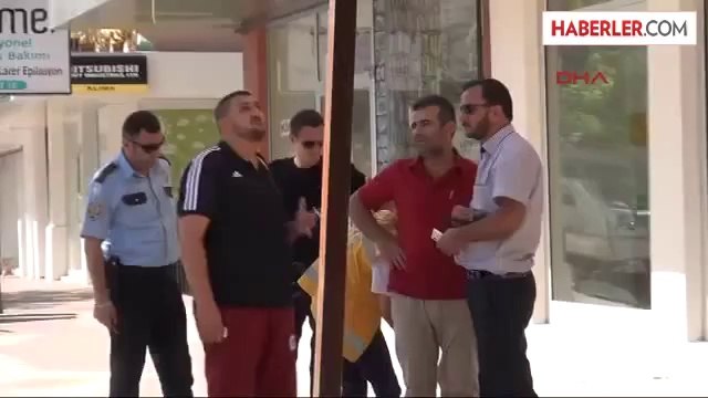 Tartıştığı Erkek Arkadaşı Tarafından Bacağından Bıçaklandı