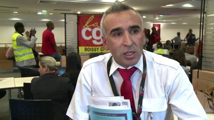 Grève à Air France: quelques retards à Roissy et Orly