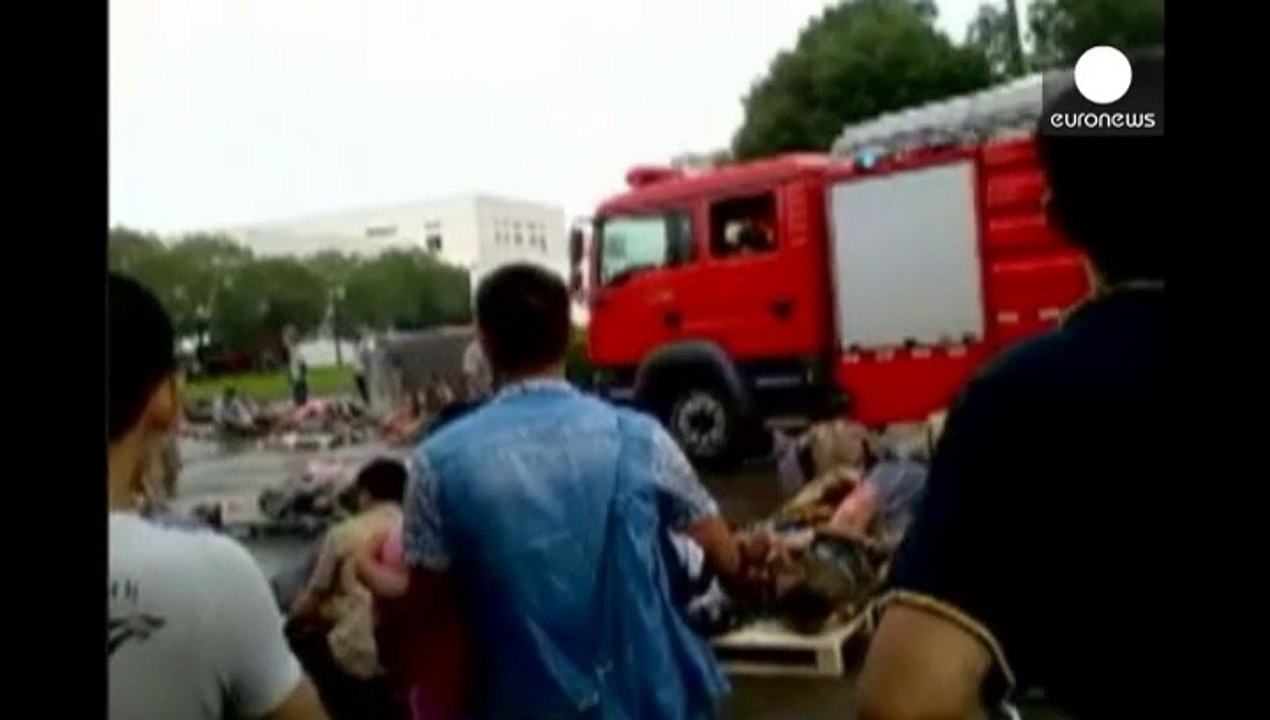 Cina: quasi 70 morti per un'esplosione in una f...