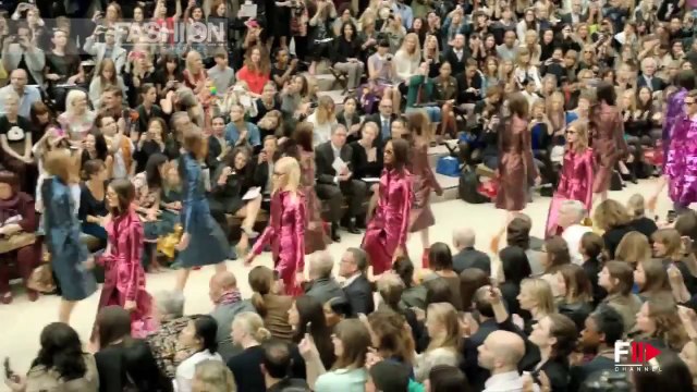 Burberry Spring Summer 2013 London 4 of 4 Pret a Porter Woman by Fashion Channel