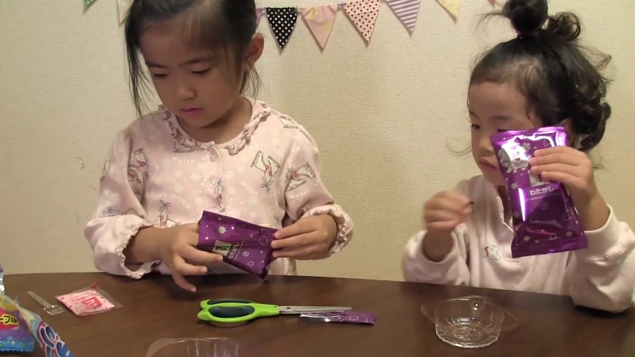 パチパチわたゼリー　cotton jelly candy