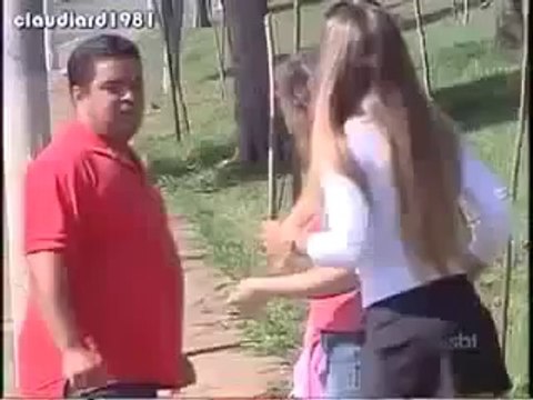 ÇOK KOMİK KAMERA ŞAKASI SAAT KAÇ