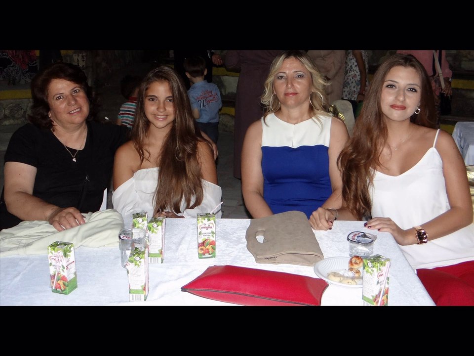 ELİF İLE ESİN