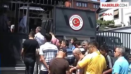 Kosova'da Türkler Sandık Başında