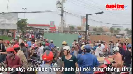 Đón cháu học về, ông chết thảm dưới đầu kéo container