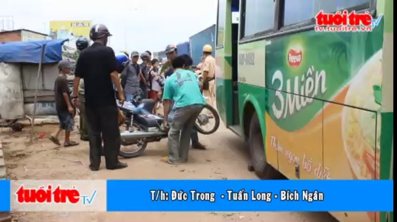 Mẹ chết, con bị thương sau tai nạn giao thông liên hoàn