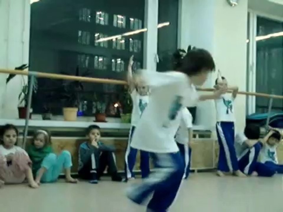 Капоэйра для детей (495) 744 58 41.