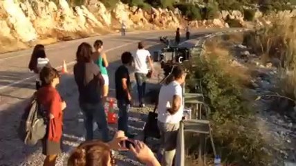 ayhan yıkgeç denize araçla uçma sahnesi