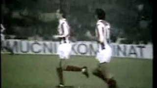 1982 Red Star Belgrade  2-Barcelona  4-Recopa de Europa de fútbol-MARADONA-SCHUSTER