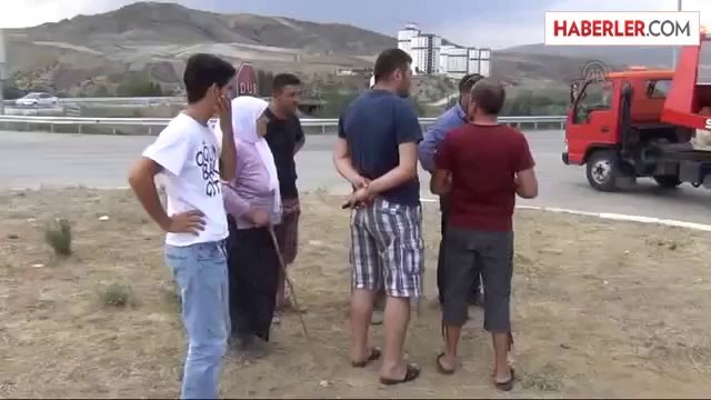 Otomobil ile tır çarpıştı: 9 yaralı -