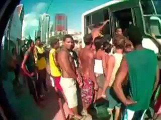 Mais Um Domingo (Curta-Metragem)