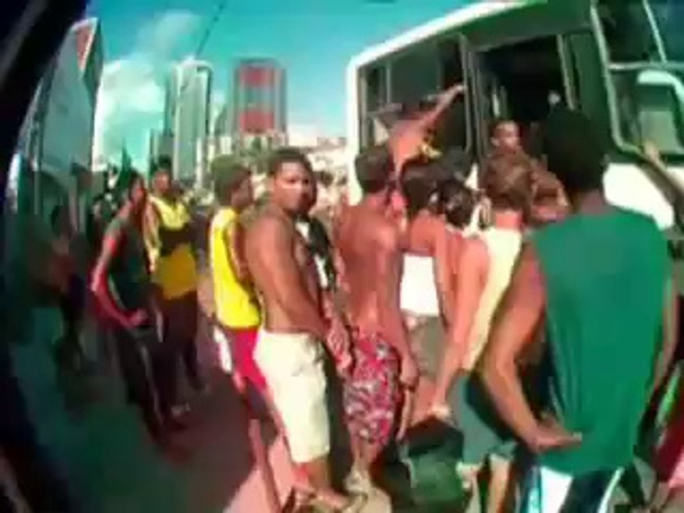 Mais Um Domingo (Curta-Metragem)