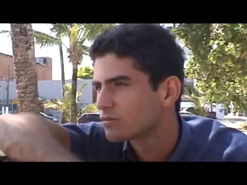 Olhando o Mar- Trailer