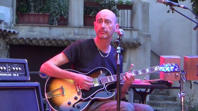 Flayosc Var Ubuknut Jazz Musicien/groupe Musiques en Fête ! Samedi 2 août 2014 sur la Place de la République à Flayosc Organisé par Ville de Flayosc Invité par Fabien Matras Maire · Flayosc & Vice-président de la Communauté d'agglomération dracénoise