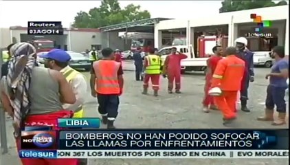 Bomberos no pueden sofocar incendio cerca del aeropuerto de Trípoli