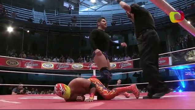 Fuego, Oro Jr., Rey Cometa vs Boby Zavala, Metálico, Virus