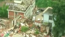 Chine : La zone du tremblement de terre vue du ciel