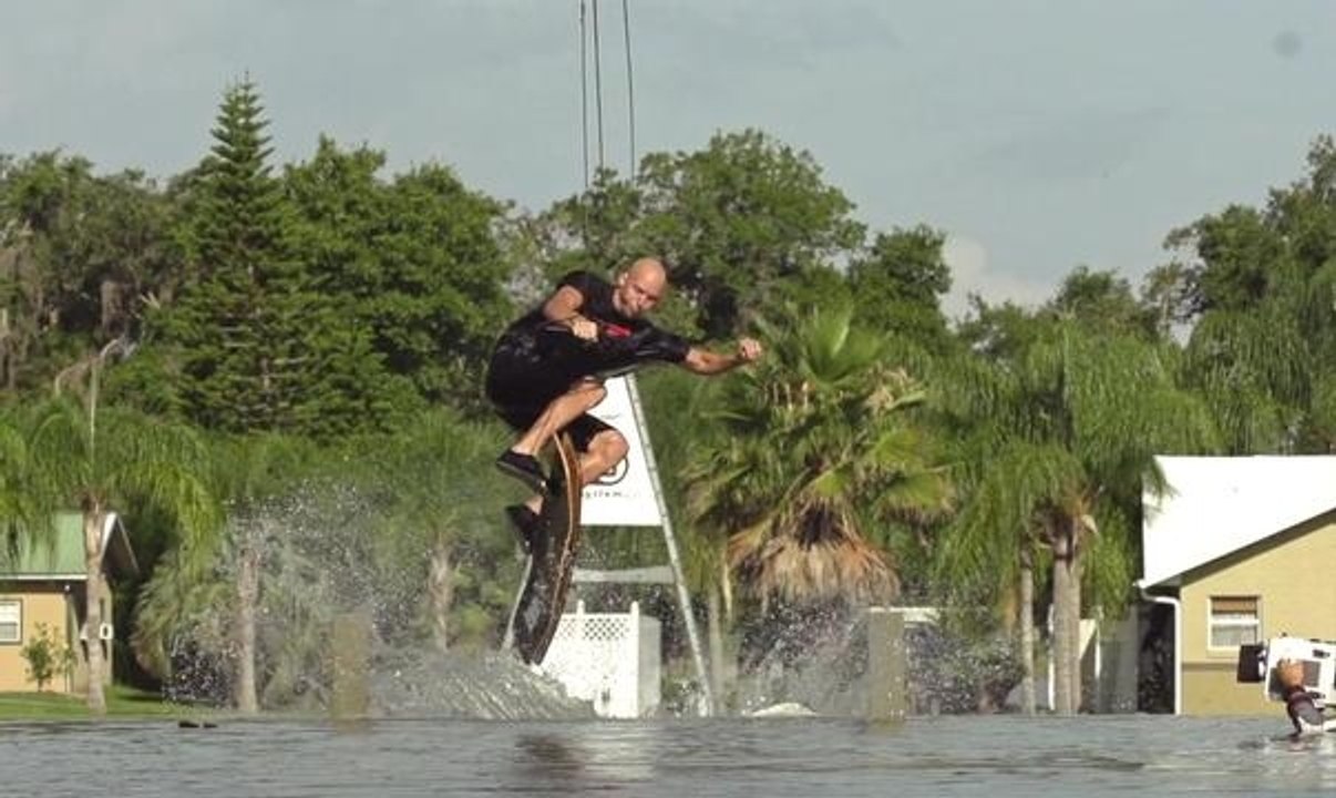 Fox Head presents #BATTLE2BATTLE - Wakeskate