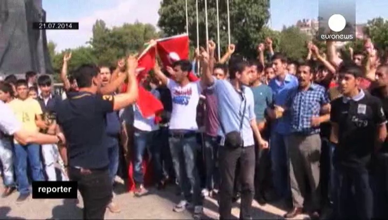 Refugee rage: hostility to displaced Syrians ri...
