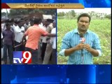 Telangana farmers hold violent protests against power cuts